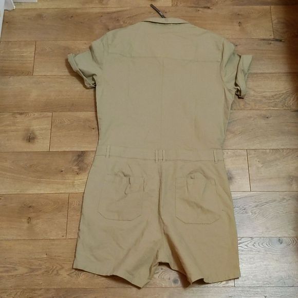 Asos utility beige relaxed casual jumpsuit NWT 32 - Picture 6 of 9